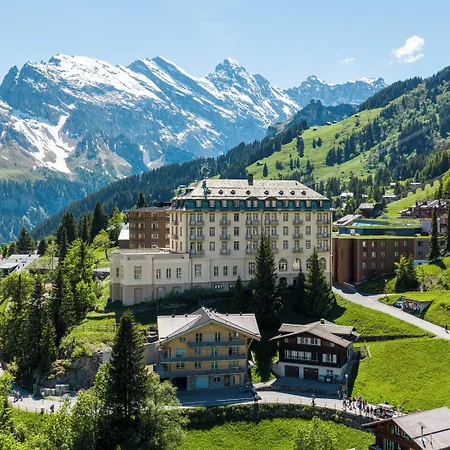 Palace 4*
