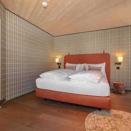 Palace Hotel 4*